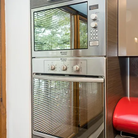 Cozy Flat With Two Bedrooms In By Flat Mаnаger Varna