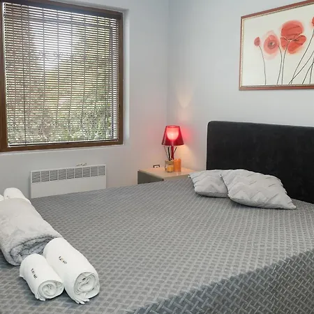 Апартаменты Cozy Flat With Two Bedrooms In By Flat Mаnаger